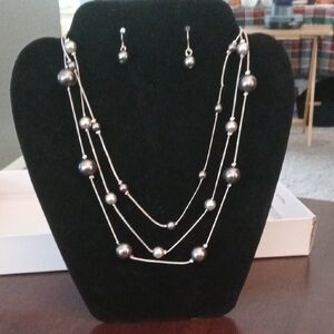 Elegant Silver Pearl Necklace and Earring Set
